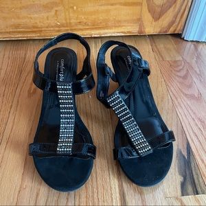 black and silver circle design strapy heel wedge boots - size 7 wide